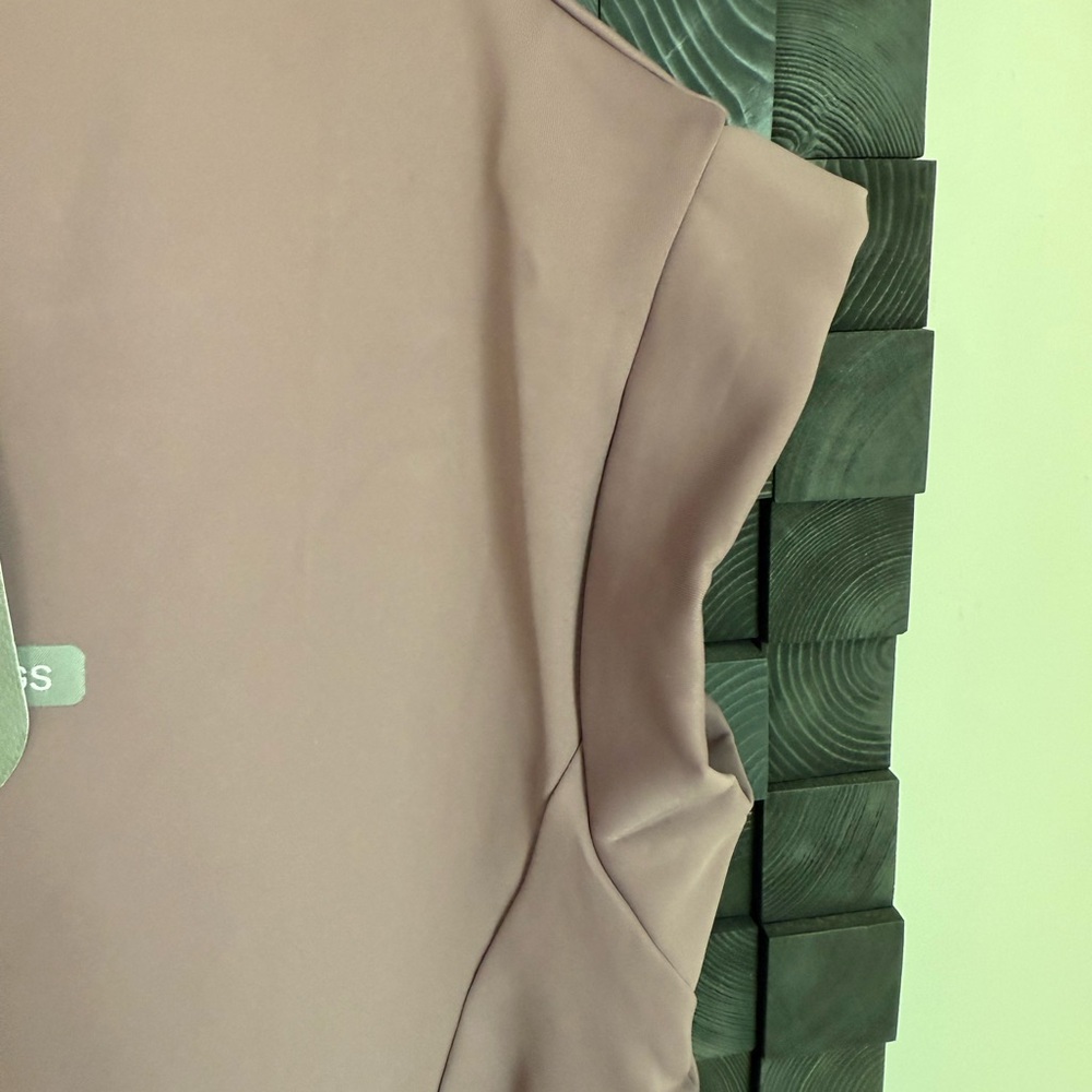 Figs V-Neck Scrub Top -Plum - Picture 7 of 12